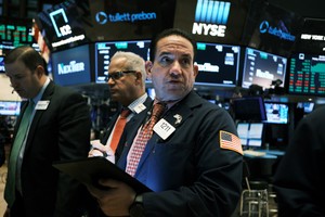 Giao dịch chứng khoán khối ngoại ngày 13/1: Tập trung mua NVL và chứng chỉ quỹ, đẩy mạnh xả HPG